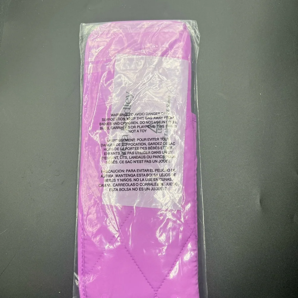 Vera Bradley curling / flat iron cover purple